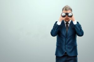 Headhunting vs. Recruitment